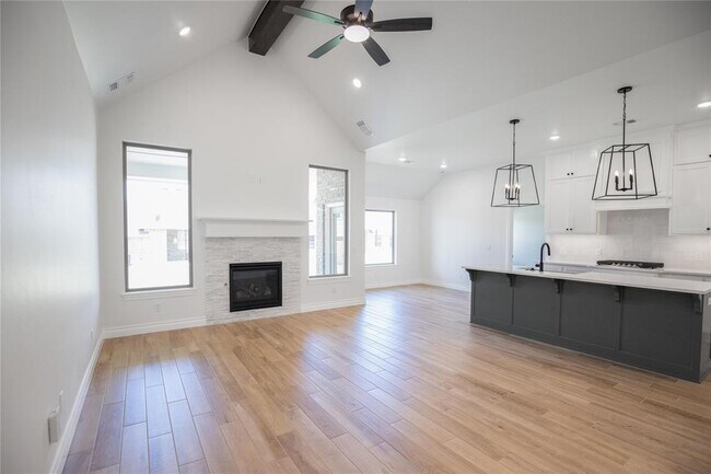 Building Photo - 9317 NW 117th St