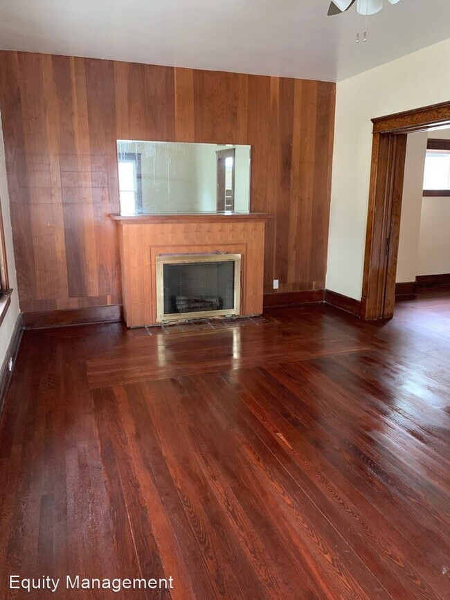 Building Photo - 4 br, 2 bath House - 511 Lawrence Ave.