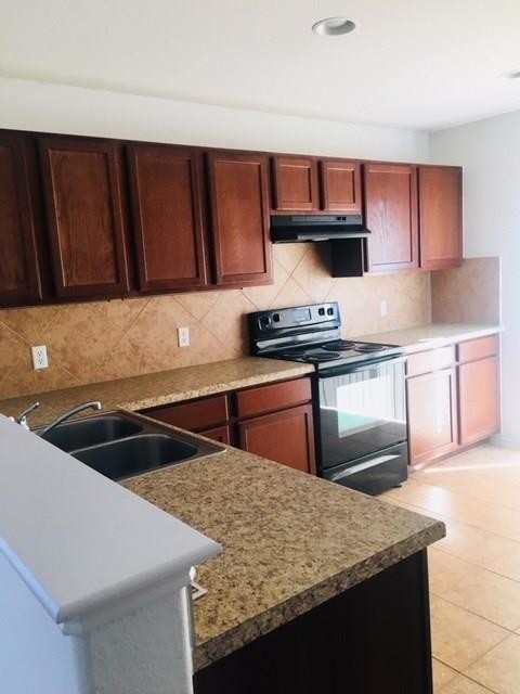Building Photo - 808 Municipal Dr