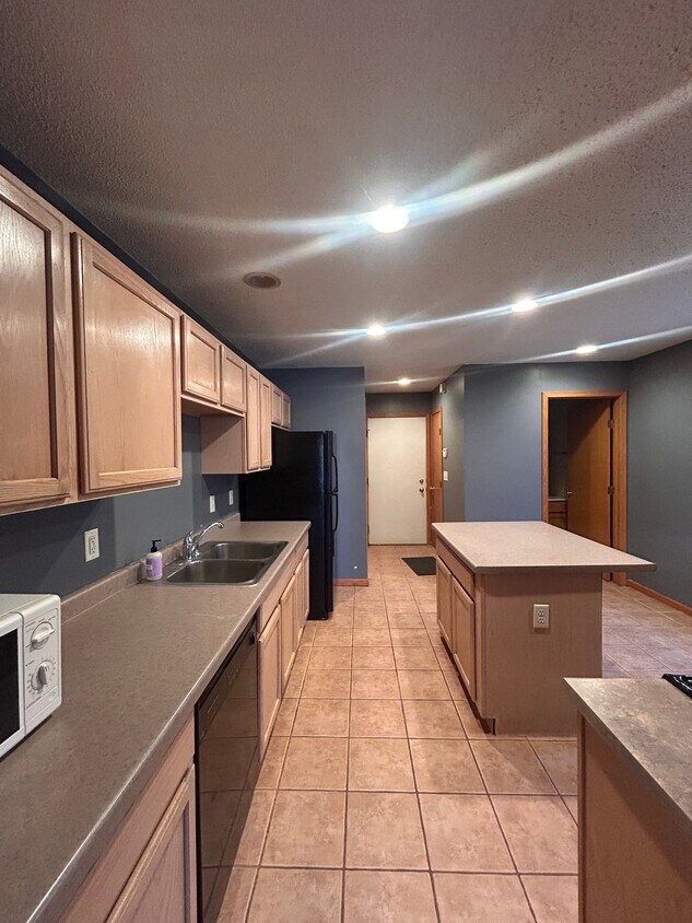 1829 N Girard Ave, Minneapolis, MN 55411 | Apartments.com