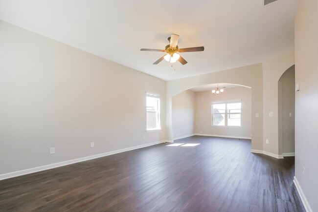 Building Photo - 11103 Wind Ridge Dr