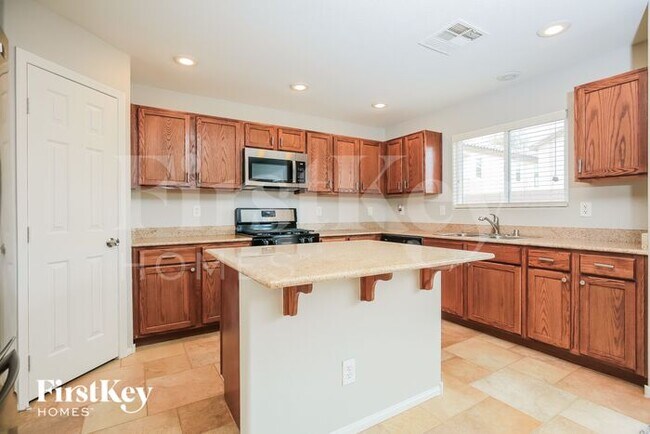 Foto del edificio - 6478 Fulton Meadows Ave