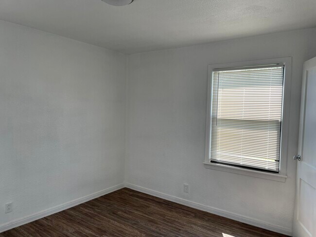 Foto del edificio - 2617 41st St