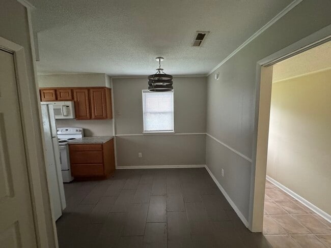 Building Photo - Nice 3 bedroom 1 Bath home in Sherwood