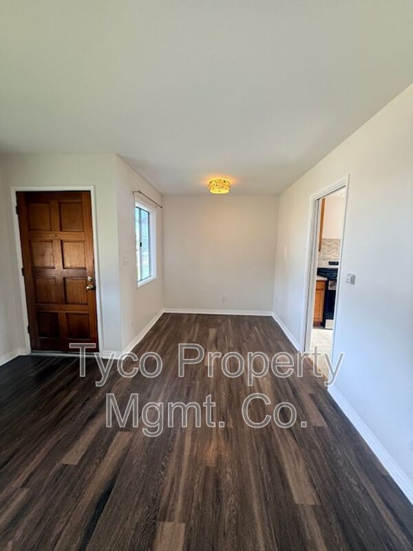 Building Photo - 1155 Connecticut St