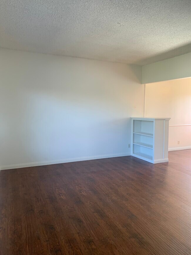 Foto del edificio - 13931 Bessemer St