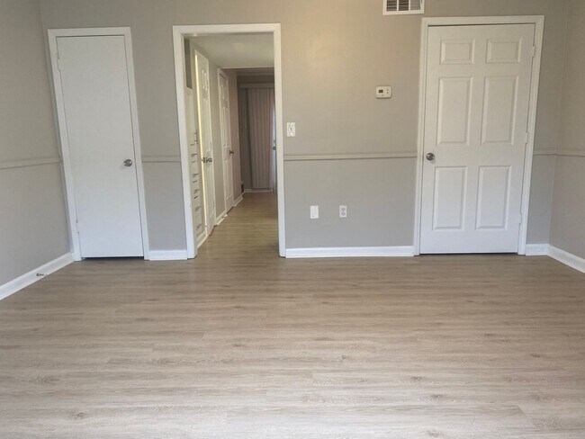 Foto del interior - Colony House Apartments - Columbus, MS