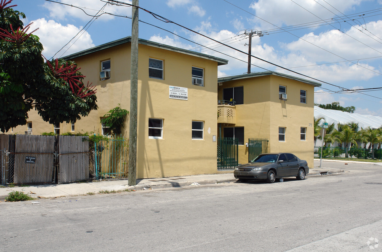 Foto principal - 1558 NW 1st Ave