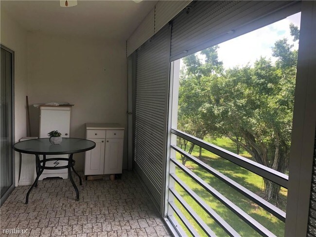 Foto del edificio - 2 br, 2 bath  - 2403 Antigua Cir