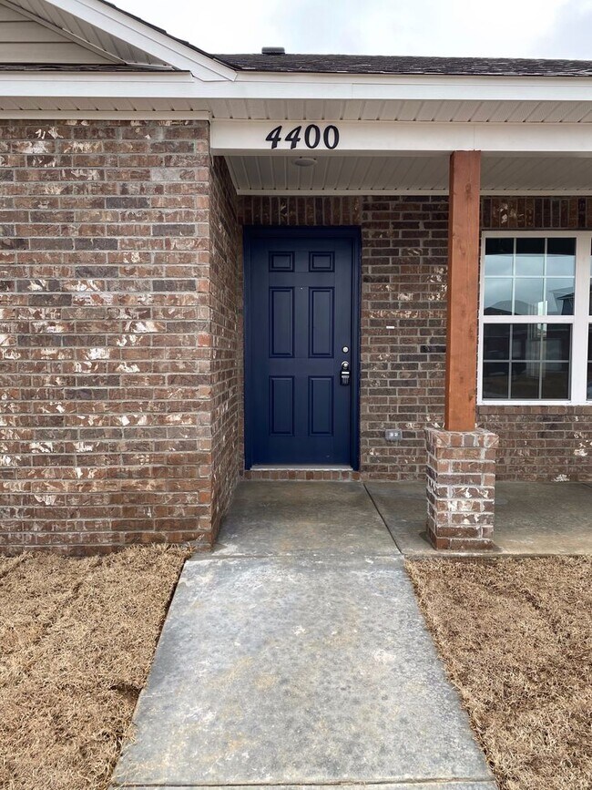 Foto del edificio - 3 Bedroom House in Bentonville for Rent! *...