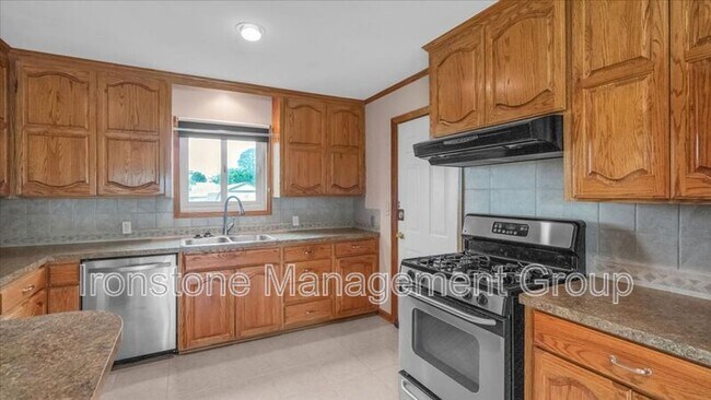 Foto del edificio - 4956 S Maybelle Ave