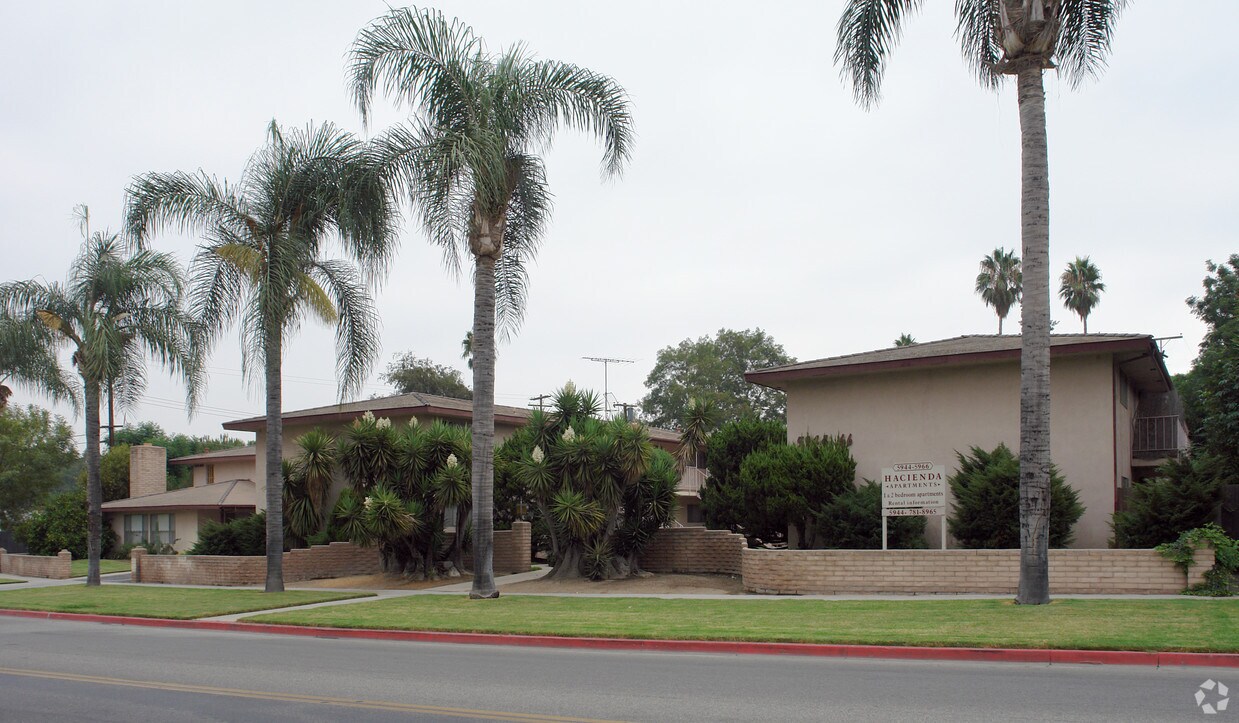 Building Photo - Hacienda