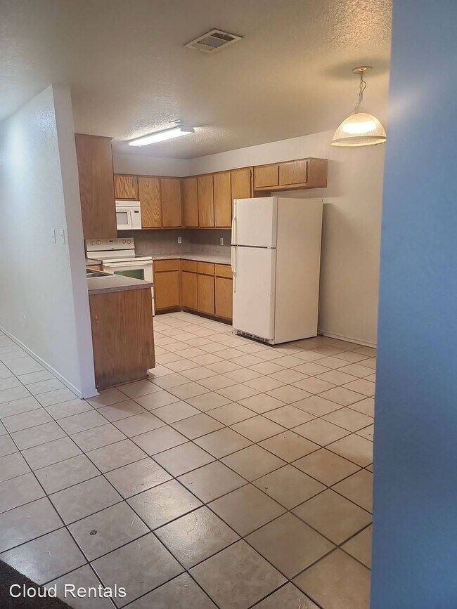 Foto del edificio - 3 br, 2 bath House - 2709 Alma Drive, Unit A