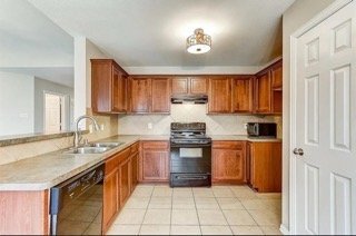 Building Photo - 2304 Arrowhead Dr