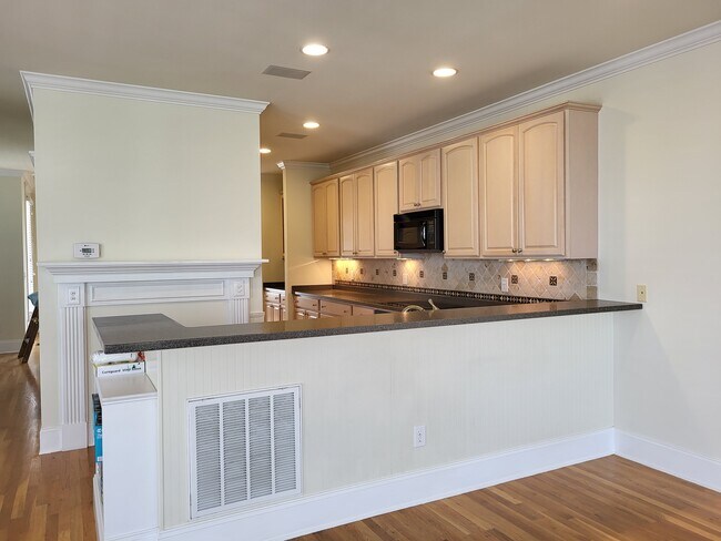 Building Photo - 114 Green Turtle Ln