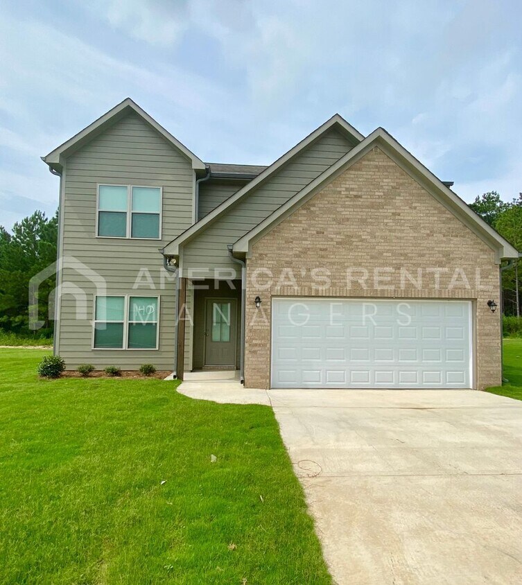 Primary Photo - Home for rent in Brookwood, AL.... Availab...