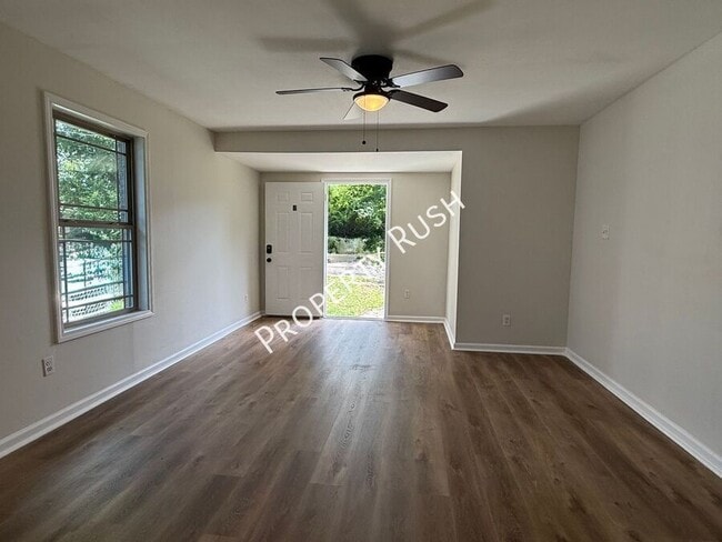 Photo - 1718 Portland St.-B Apartment