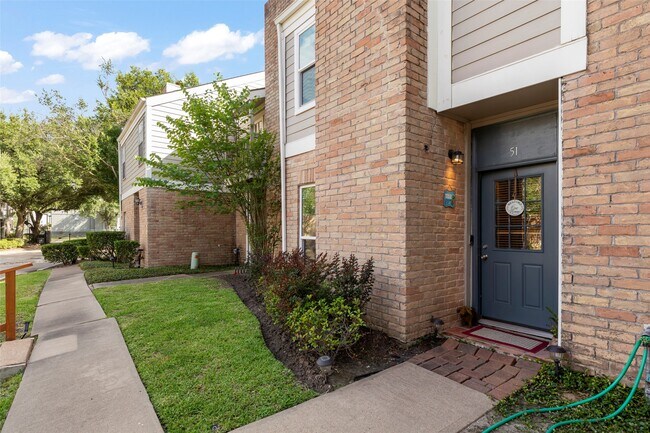 Foto del edificio - 11710 Southlake Dr
