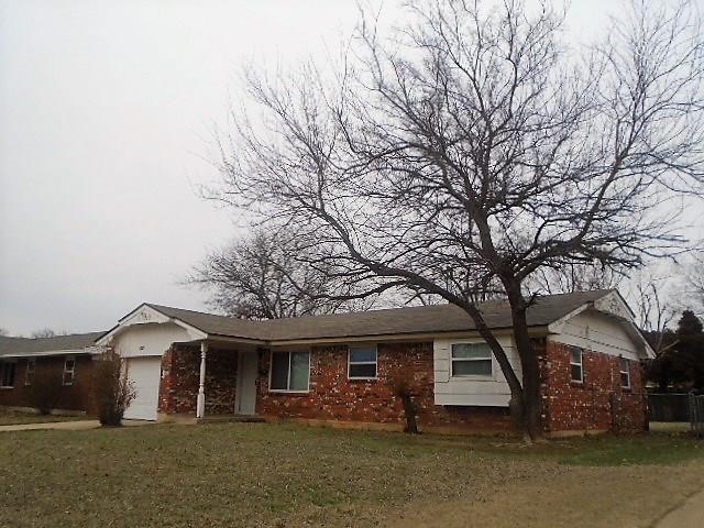 Building Photo - 1213 Charleston Ct