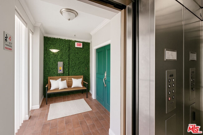 Foto del edificio - 214 N Crescent Dr