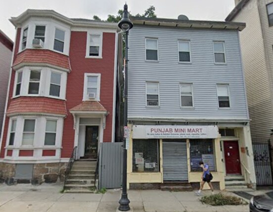 Foto del edificio - 1576 Tremont St