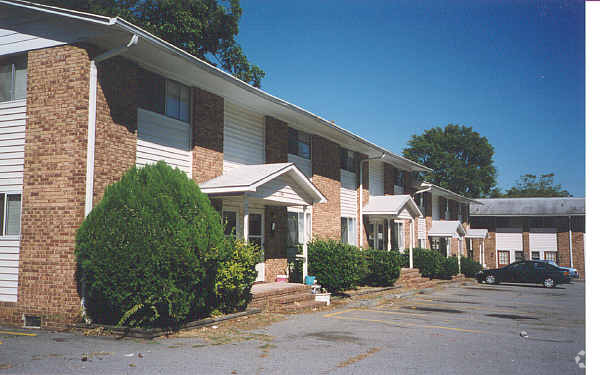 Foto del edificio - The Townhomes at Highland Glen