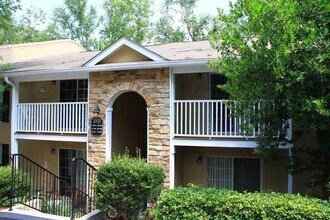 Building Photo - 2955 7 Pines Ct