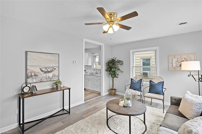 Living Room - 13624 Sprecher Ave