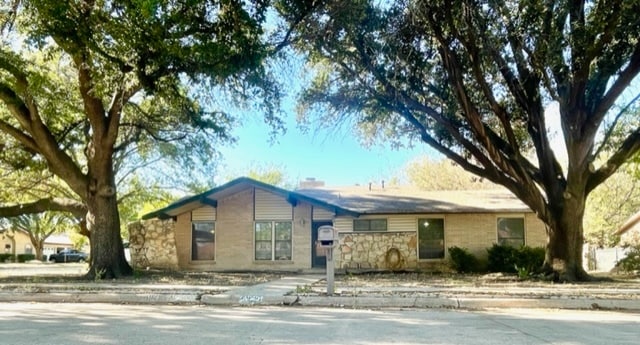 Photo - Saucer House