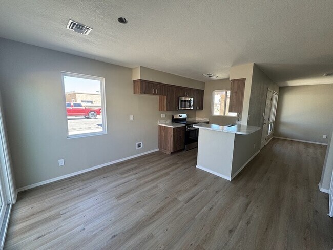 Foto del edificio - Brand New Unit in La Crescenta