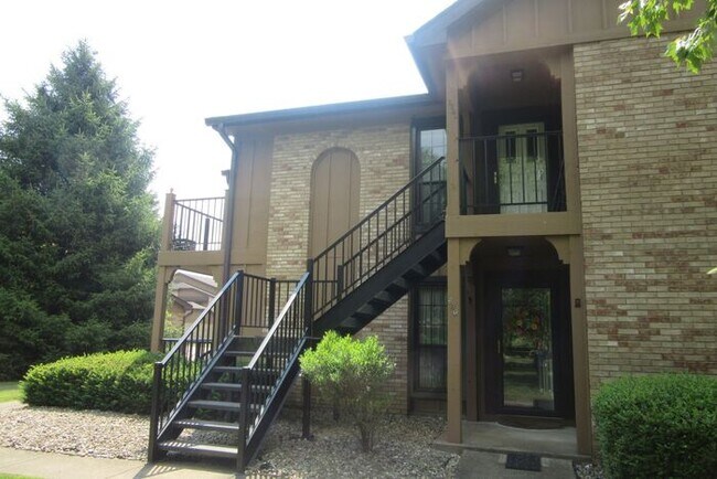 Foto del edificio - Village Quarter Condo