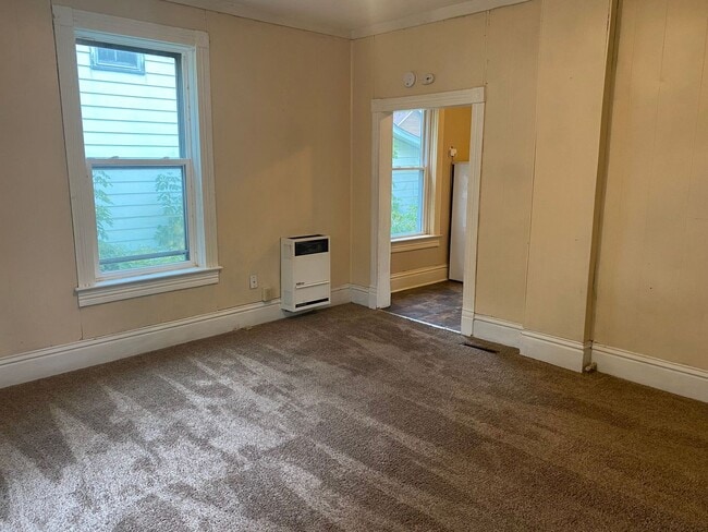 Building Photo - 614 Humboldt Ave