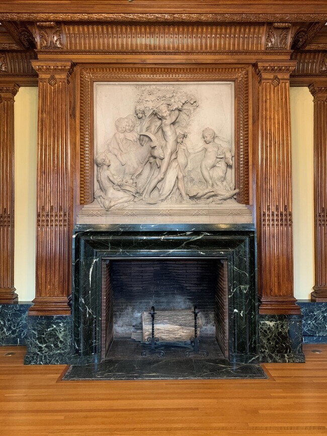 Foto del edificio - The Goodyear Mansion & Residences