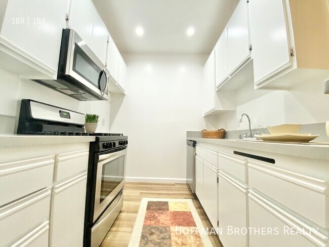 Foto del edificio - 1325 N Sierra Bonita Ave