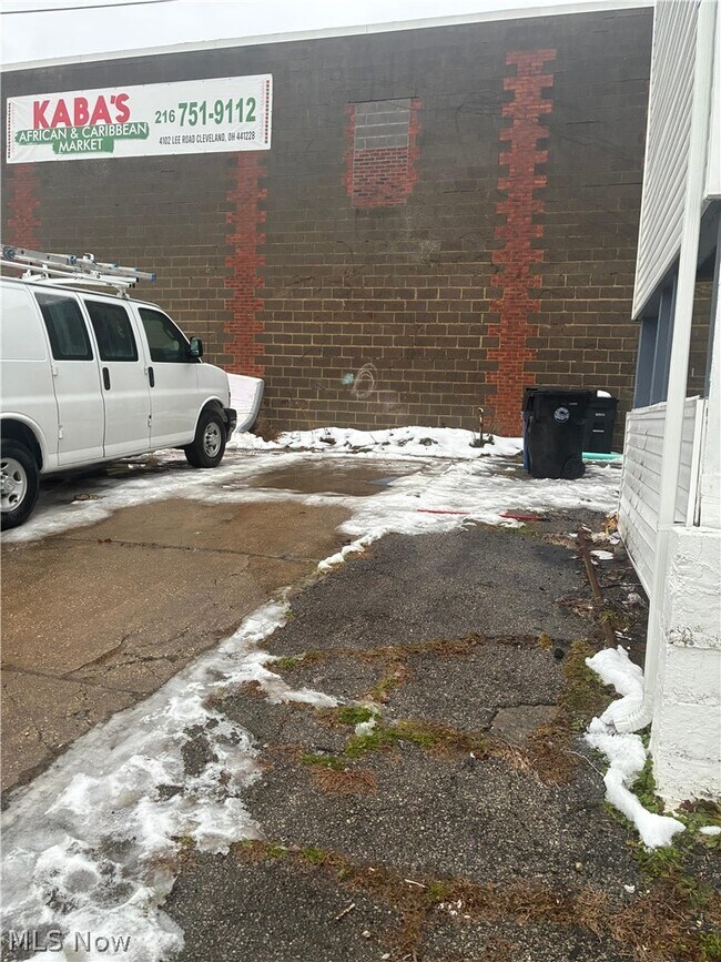 Foto del edificio - 4106 Lee Rd