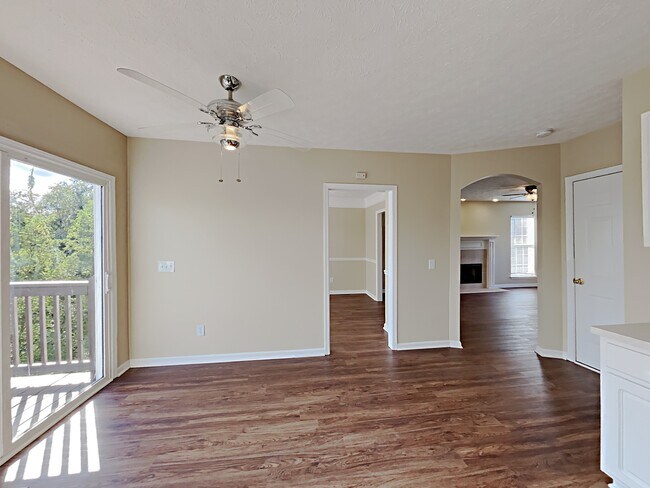 Building Photo - 157 Walton Trace S