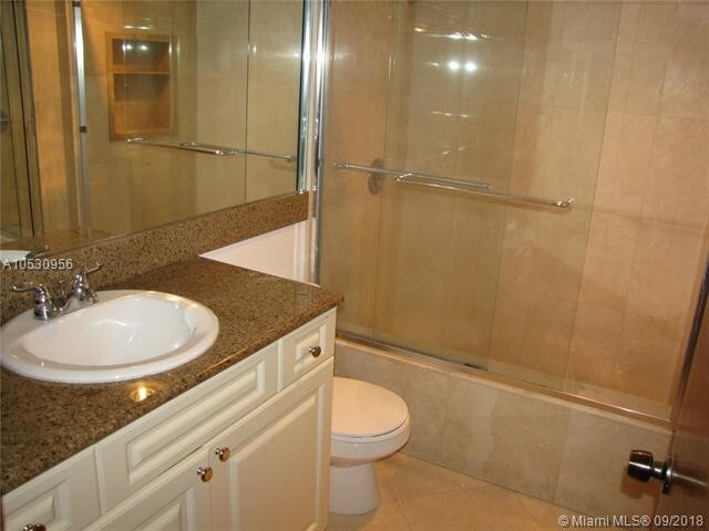 Building Photo - 10762 La Placida Dr