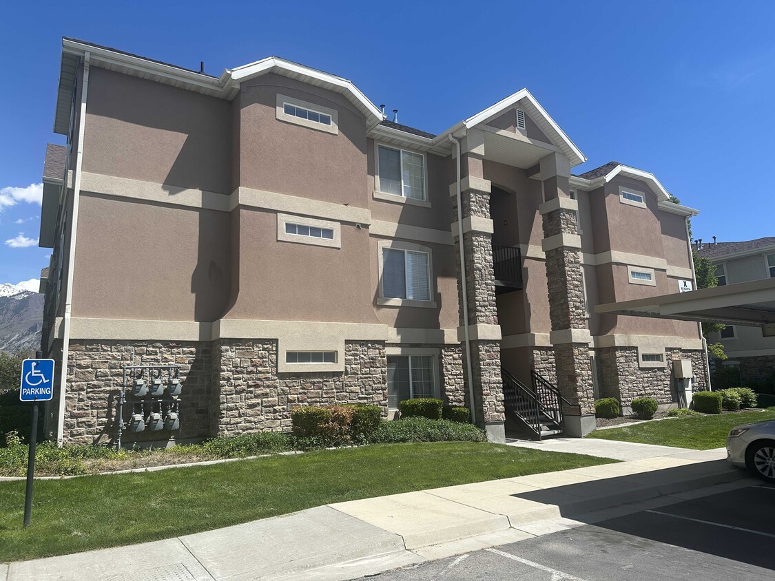 Foto principal - 85 N Romney Ln