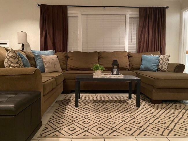 Living Room - 1824 Bayou Shore Dr