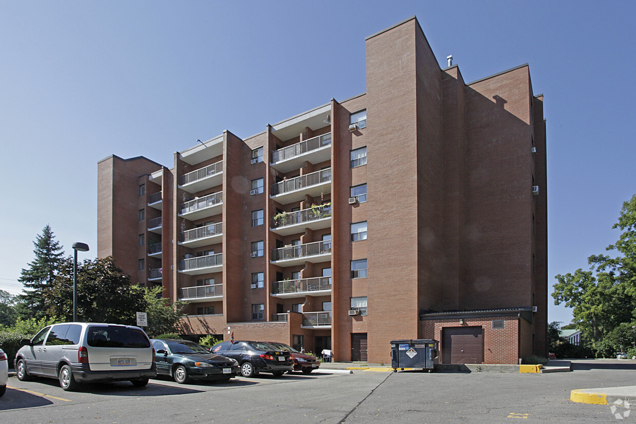 Primary Photo - Maplewood Place