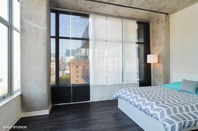 Foto del edificio - 50 E 16th St