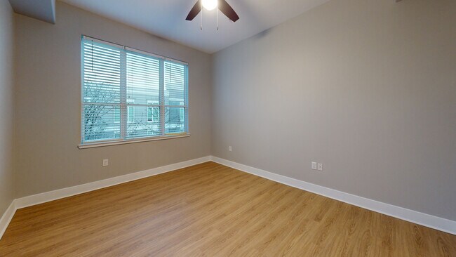 Interior Photo - Towson Promenade