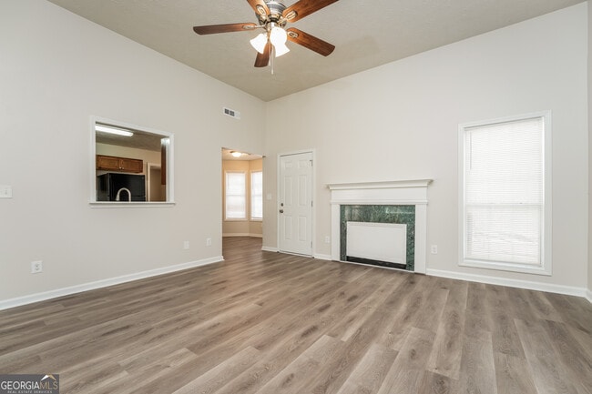 Building Photo - 220 Alcovy Way