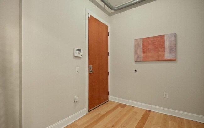 Foto del edificio - Incredible Luxury 2BR/2BA Condo Includes G...