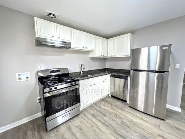 Foto del edificio - 5510 Halstead Ave