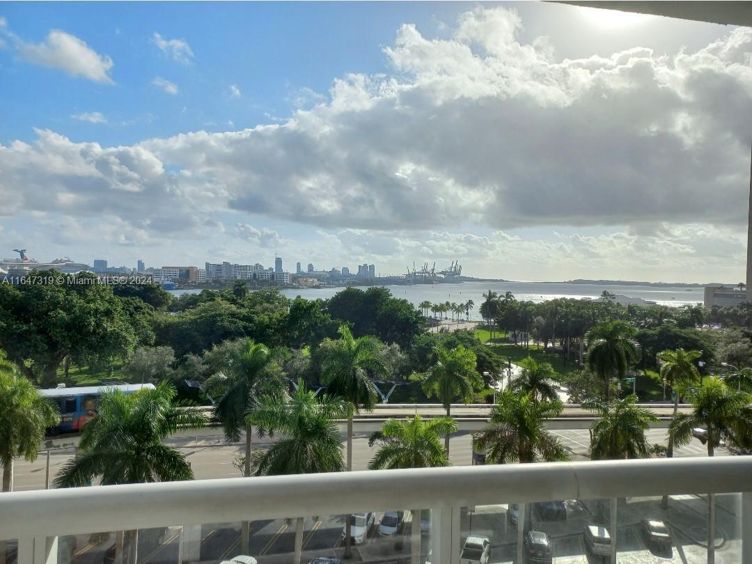 Foto principal - 50 Biscayne Blvd