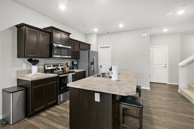 Building Photo - 10816 185th St E