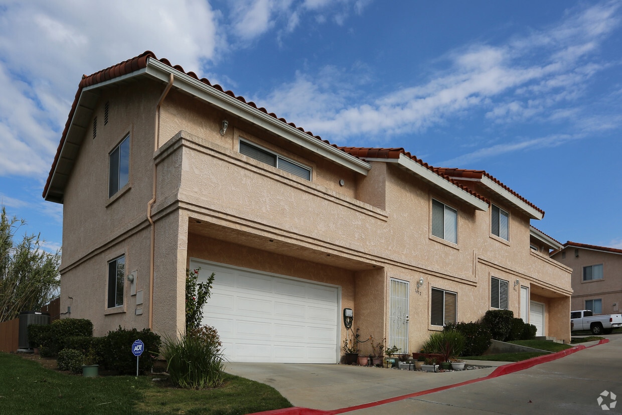 Building Photo - 1400 Janis Lynn Ln