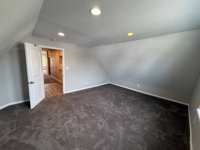 Foto del edificio - 7803 Dearborn Ave