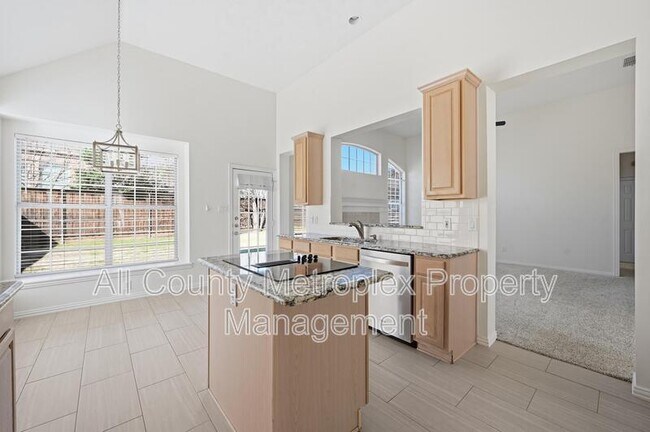 Foto del edificio - 3421 Devonshire Ct